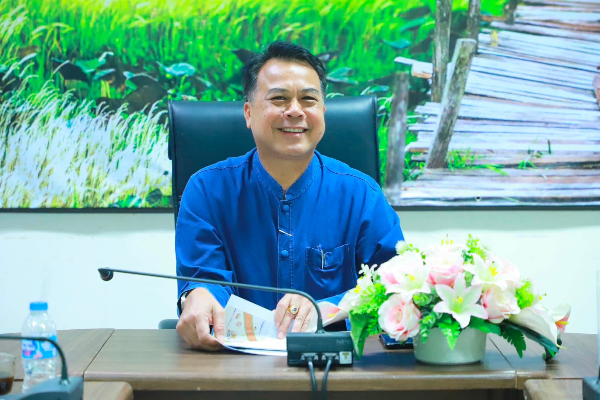 title - รองเลขาธิการ ส.ป.ก. ลงพื้นที่ตรวจเยี่ยม ส.ป.ก.มหาสารคาม พร้อมมอบโฉนดเพื่อการเกษตรให้แก่เกษตรกร